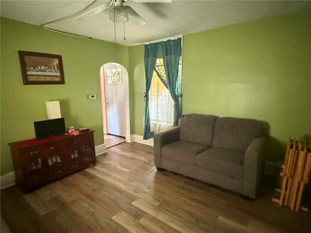 14 E CHURCH STREET, Masontown, PA 15461