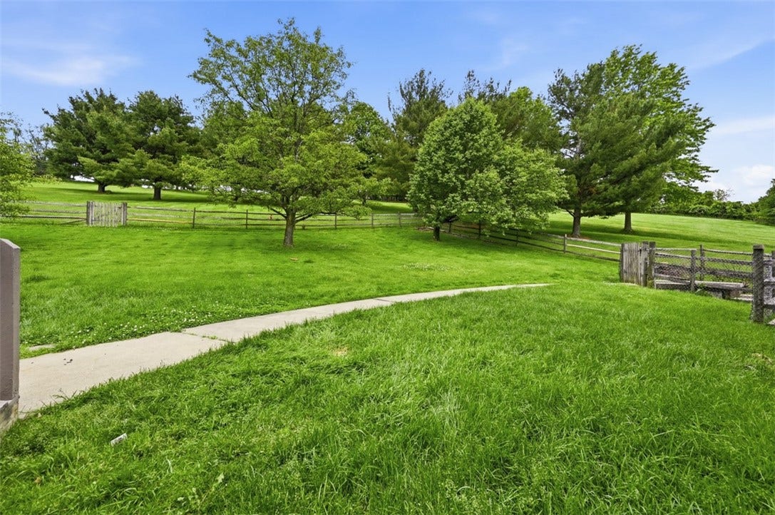 326 Quarry Road, Washington, PA 15301