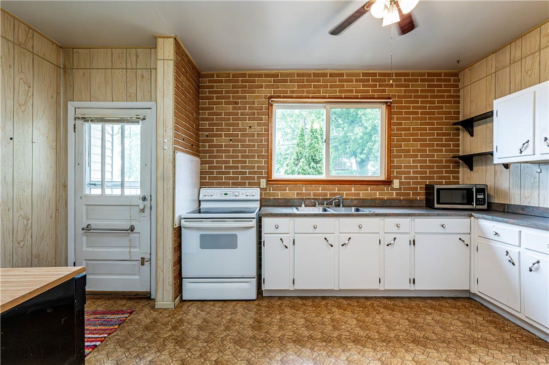 WALK OUT THIS DOOR TO THE REAR DECK