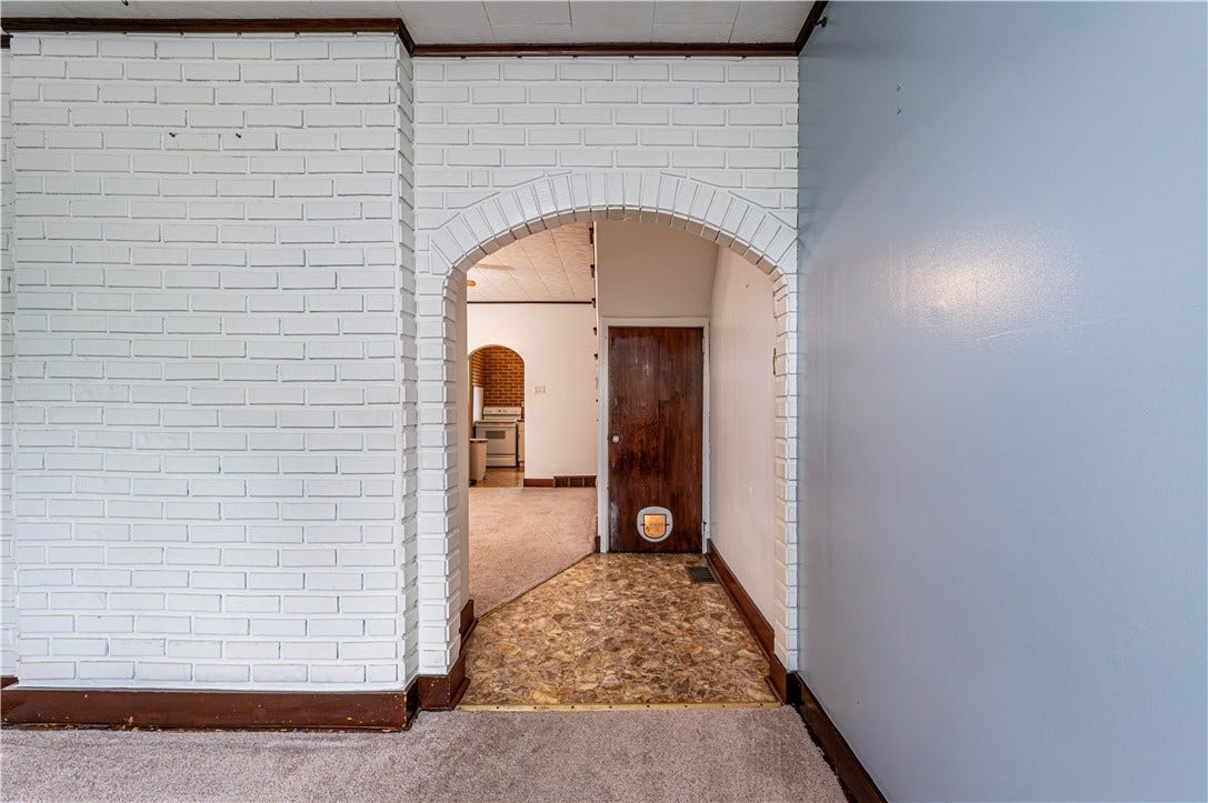LET'S HEAD TO THE DINING ROOM AND KITCHEN