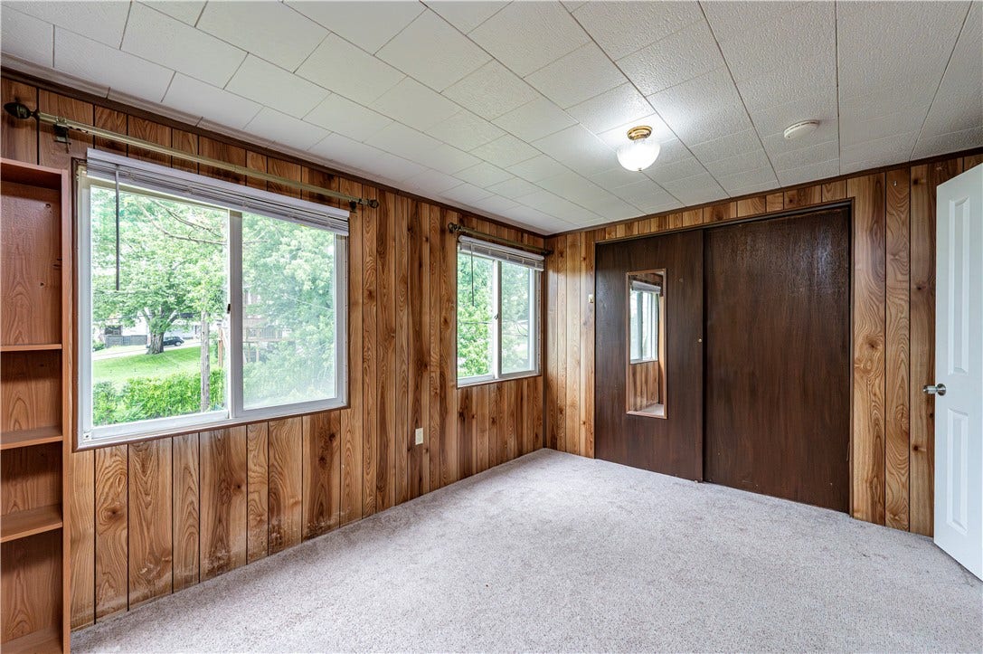 THIS ROOM COULD ALSO SERVE AS A NURSERY OR A DRESSING ROOM