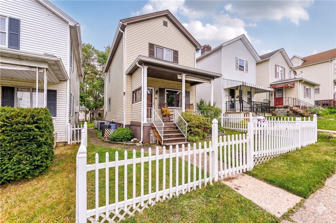 417 VINE STREET, Greensburg, PA 15601