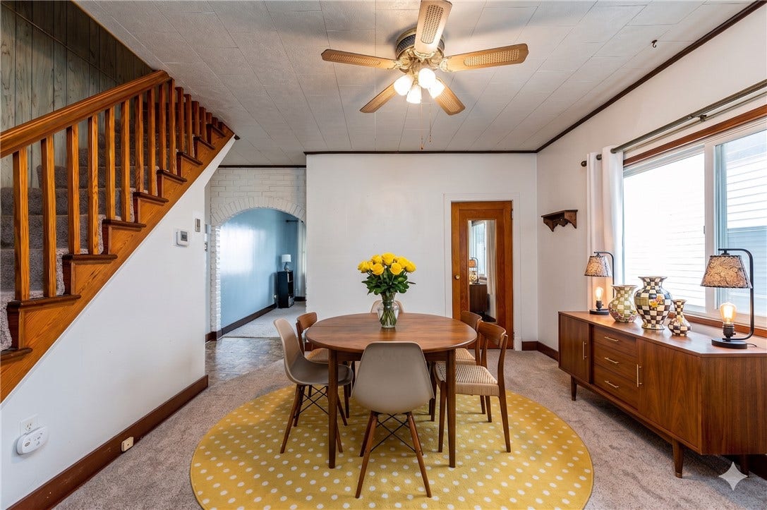 STAGED DINING ROOM