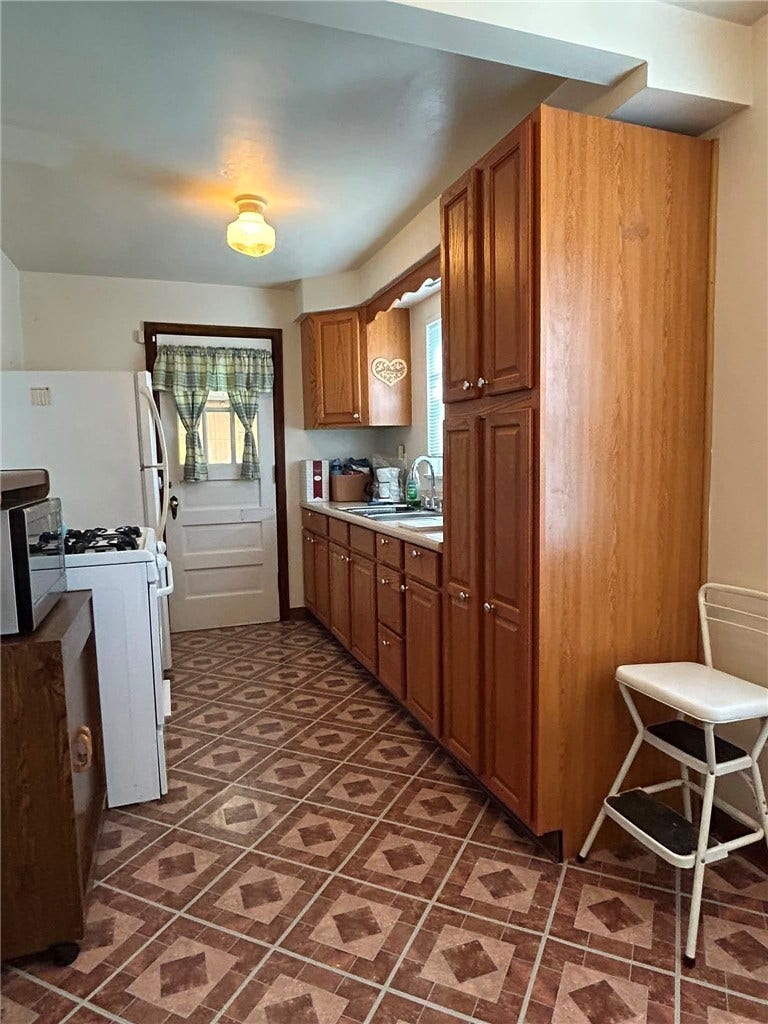 3019 Leola Avenue, Pittsburgh, PA 15227