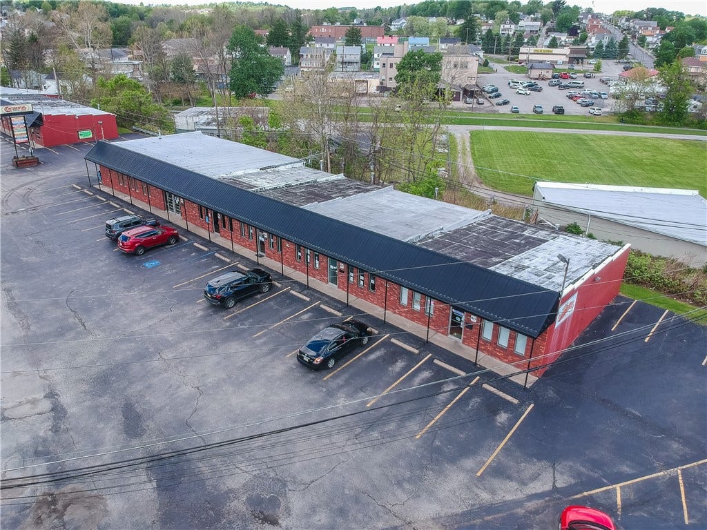 60 C Lebanon Ave, Uniontown, PA 15401