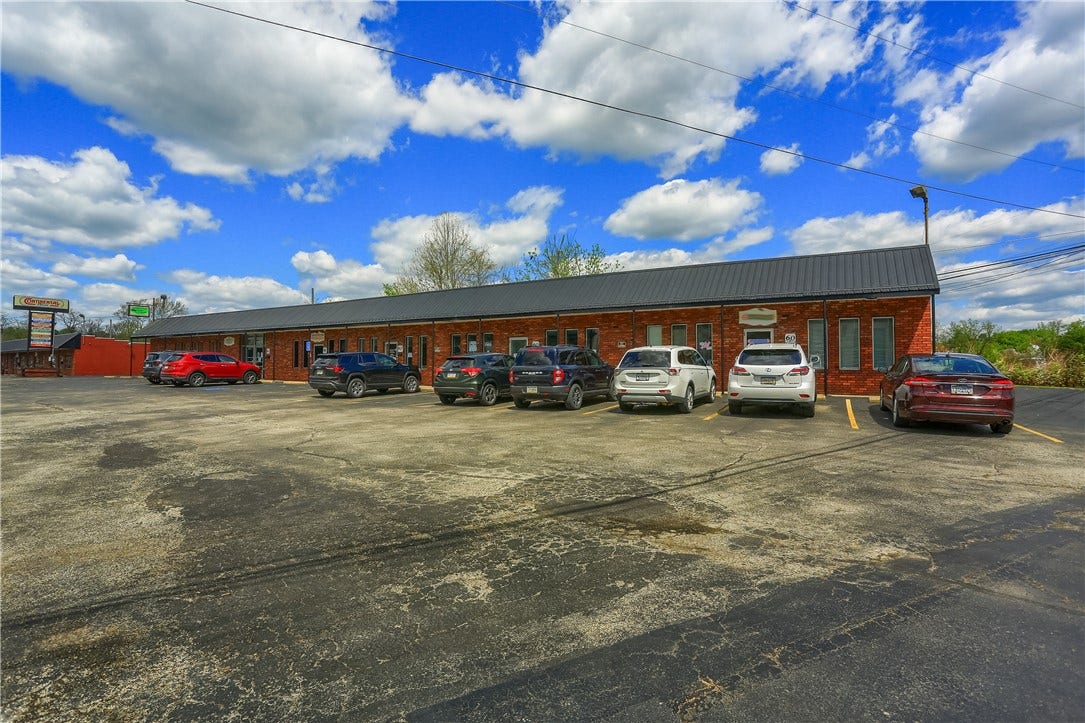 60 C Lebanon Ave, Uniontown, PA 15401