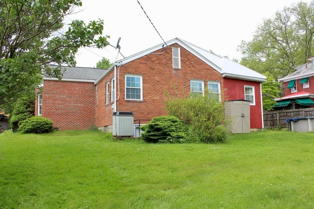 57 HILLCREST LANE, Uniontown, PA 15401