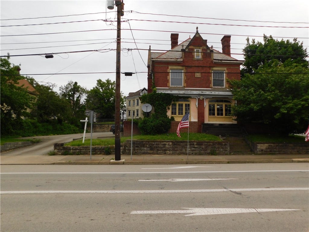 105 E Fayette Street, Uniontown, PA 15401