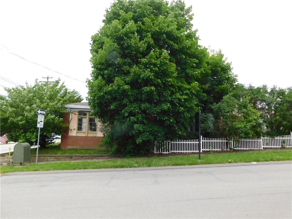 105 E Fayette Street, Uniontown, PA 15401