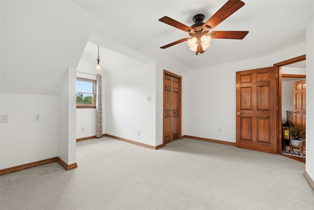 699 Brinkerton Rd, Greensburg, PA 15601