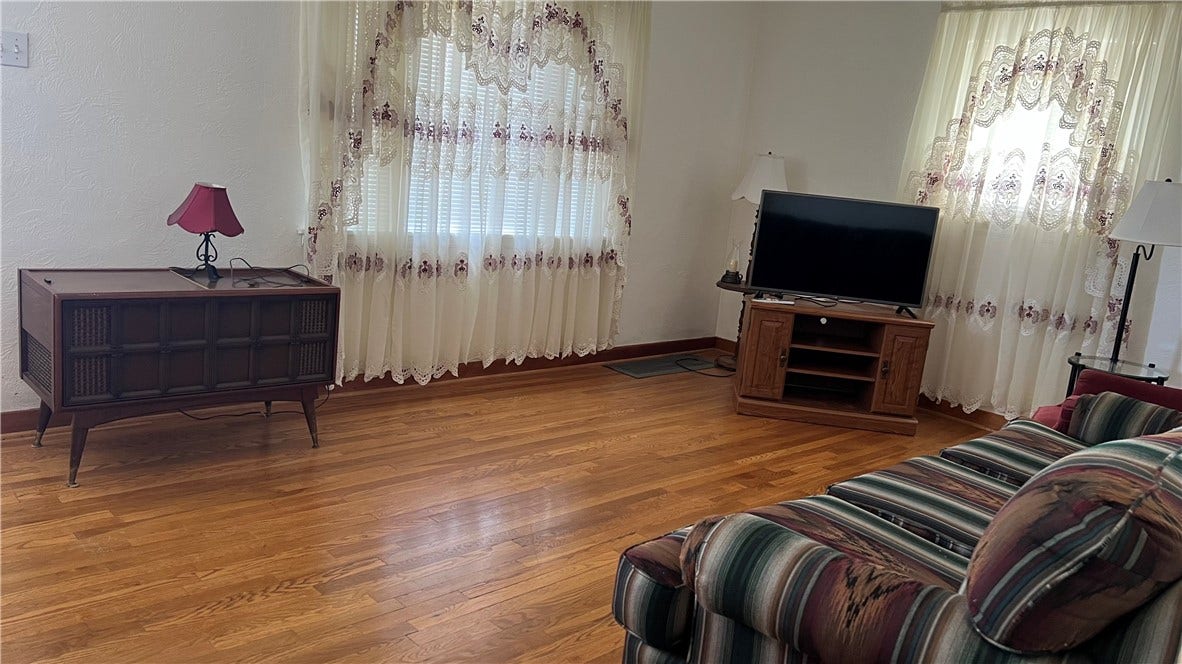 420 May St., Belle Vernon, PA 15012