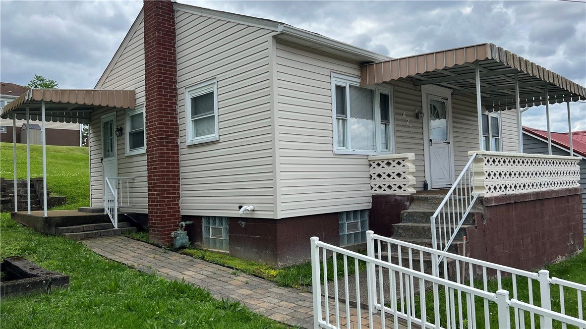 420 May St., Belle Vernon, PA 15012