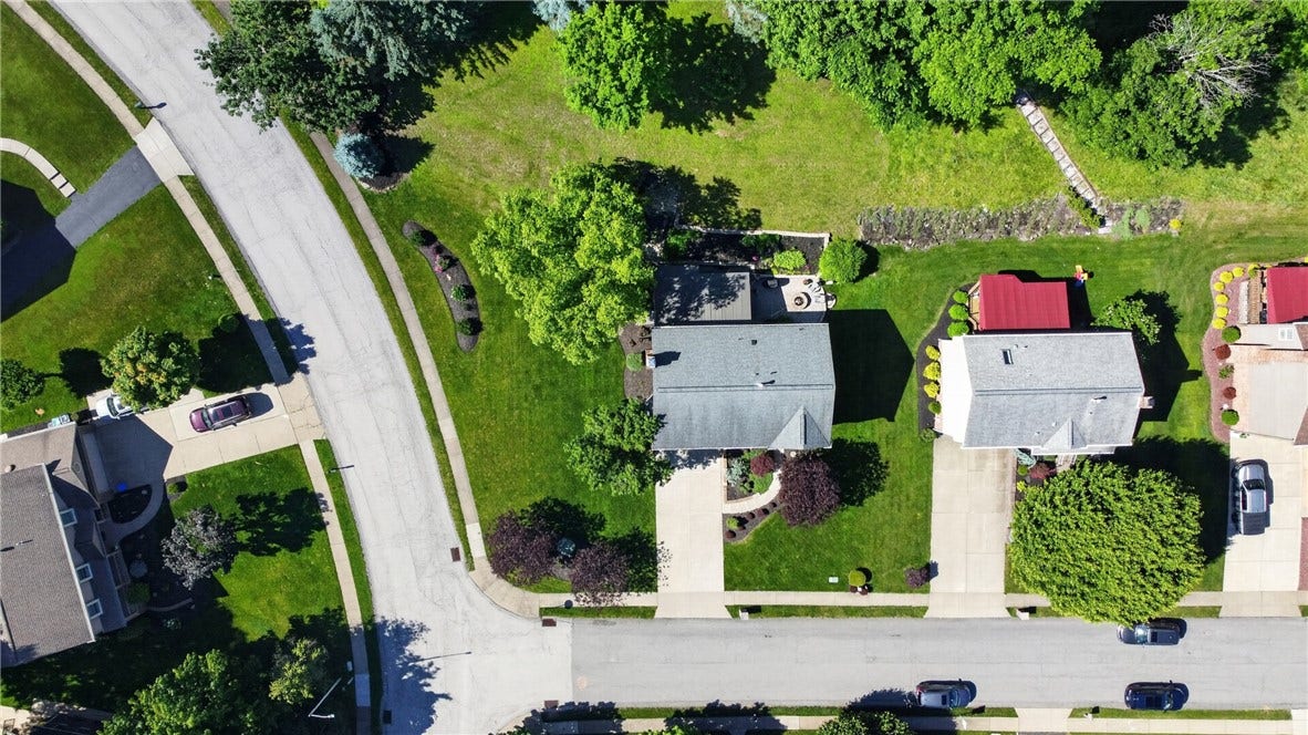 782 Boulder Dr, Bethel Park, PA 15102