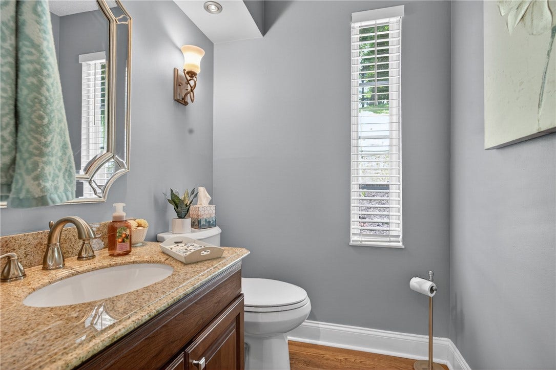 782 Boulder Dr, Bethel Park, PA 15102