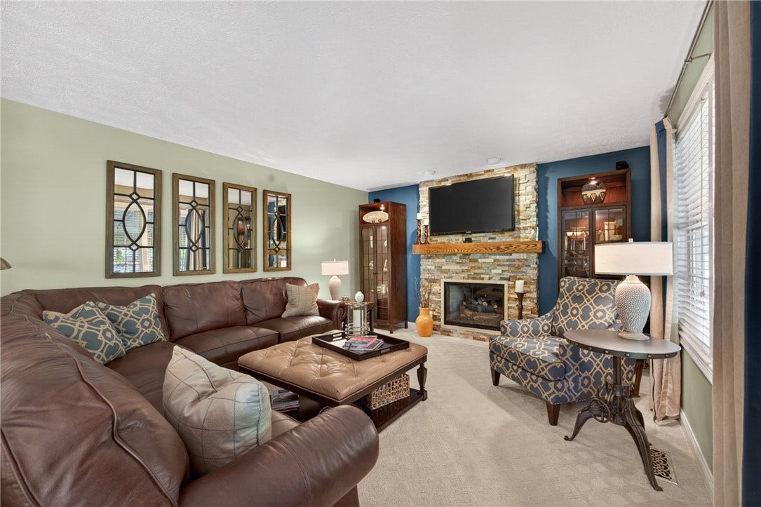 782 Boulder Dr, Bethel Park, PA 15102