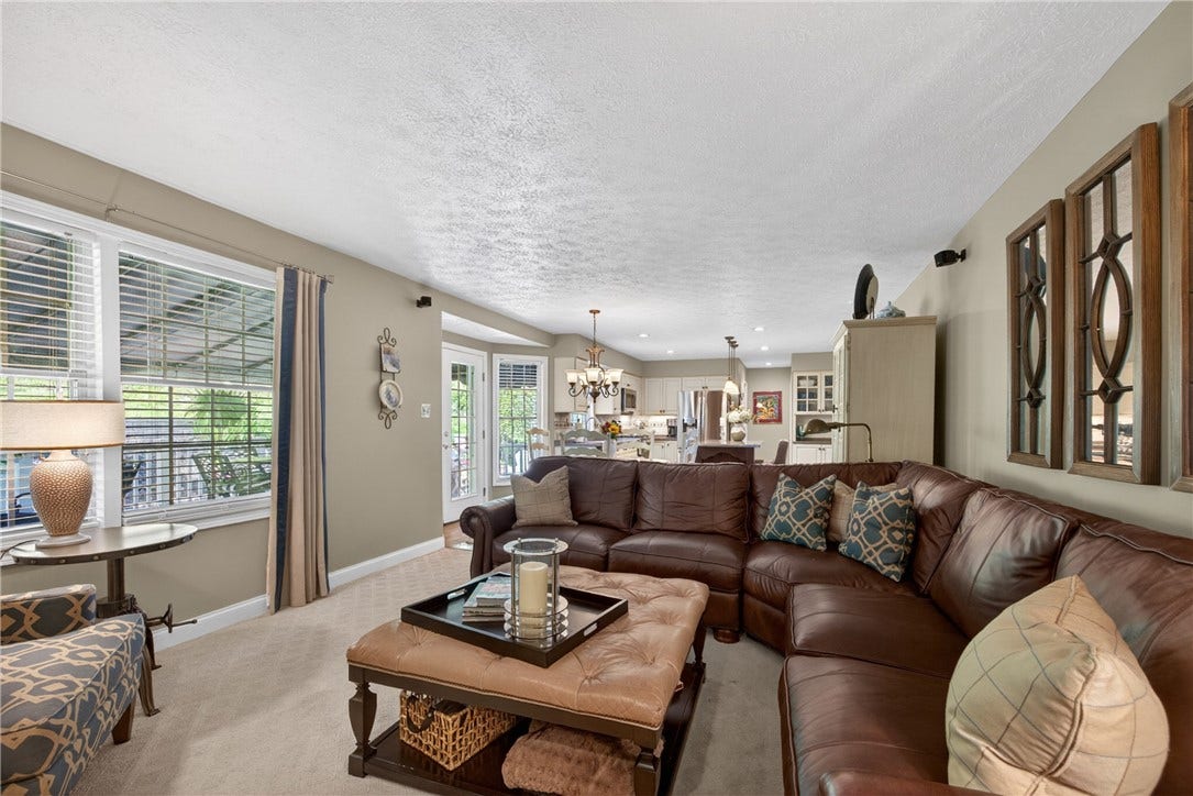 782 Boulder Dr, Bethel Park, PA 15102