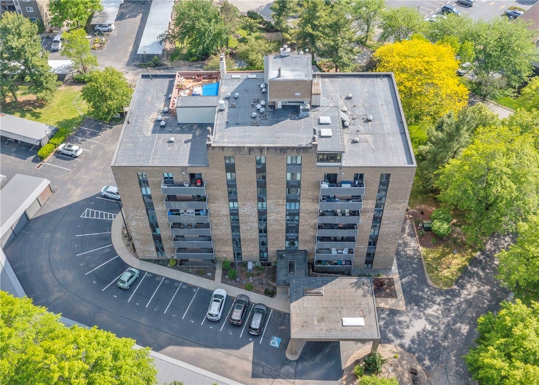 820 E Beau St, #1G, Washington, PA 15301