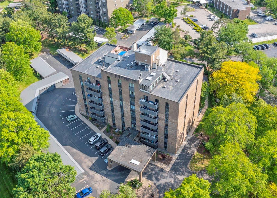 820 E Beau St, #1G, Washington, PA 15301