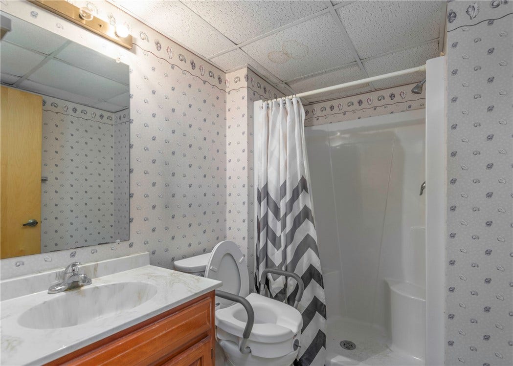 820 E Beau St, #1G, Washington, PA 15301