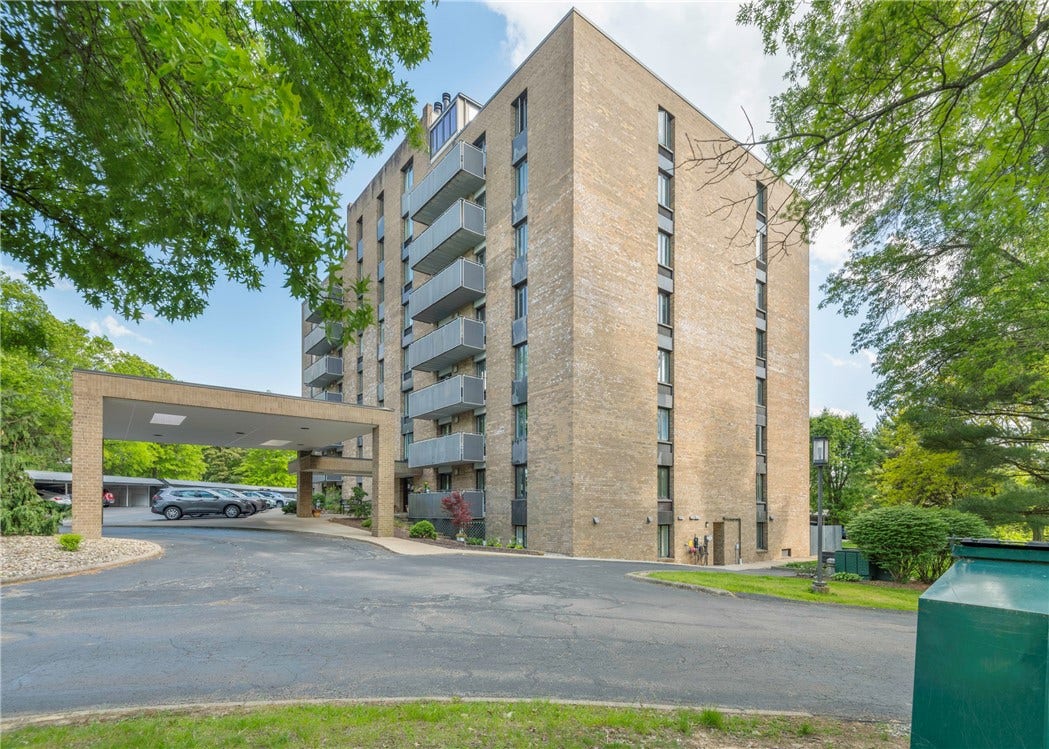 820 E Beau St, #1G, Washington, PA 15301