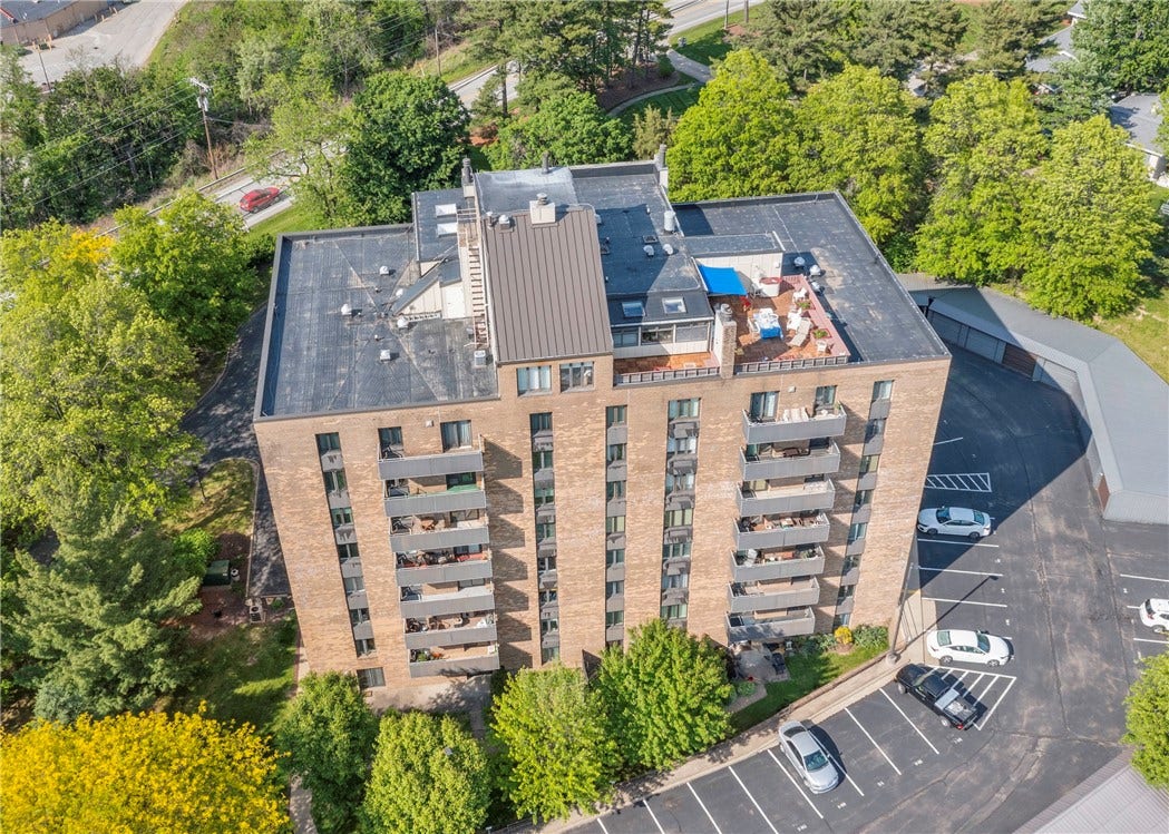 820 E Beau St, #1G, Washington, PA 15301