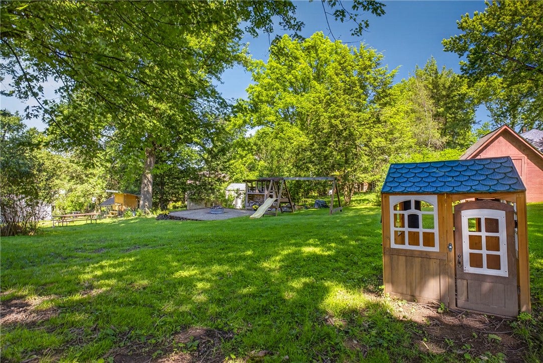 2406 Morrow Pl, Bethel Park, PA 15102
