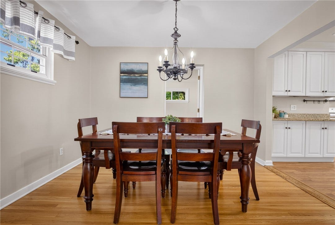 2406 Morrow Pl, Bethel Park, PA 15102