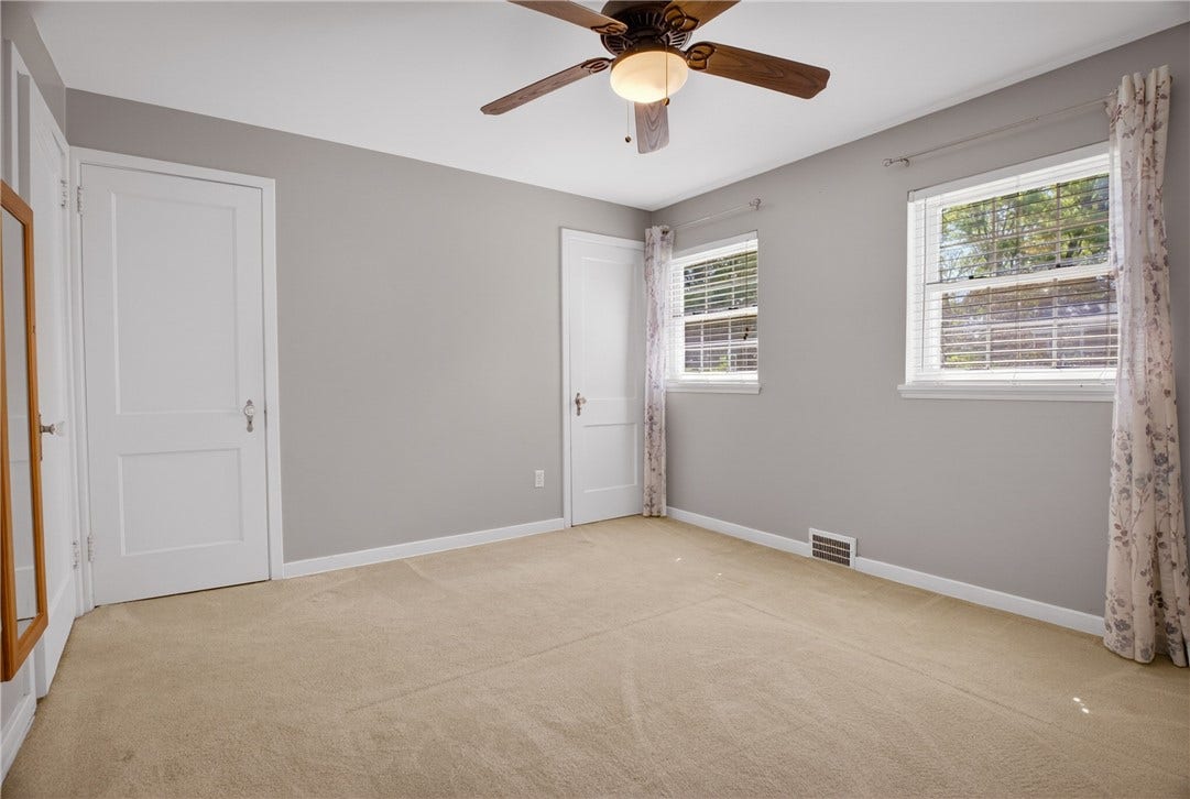 2406 Morrow Pl, Bethel Park, PA 15102