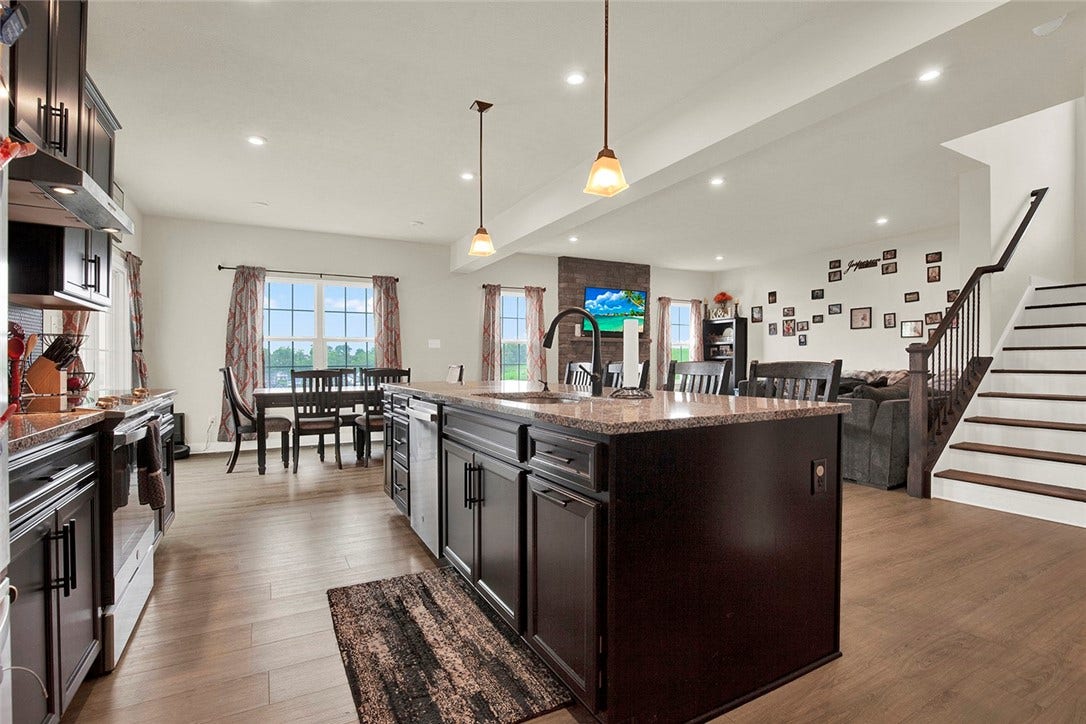 5774 Sabato Dr, Irwin, PA 15642