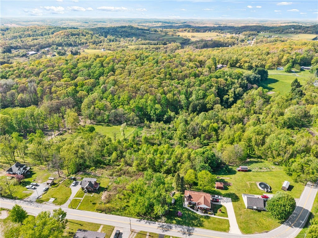 1503 Ridge Rd, Jeannette, PA 15644