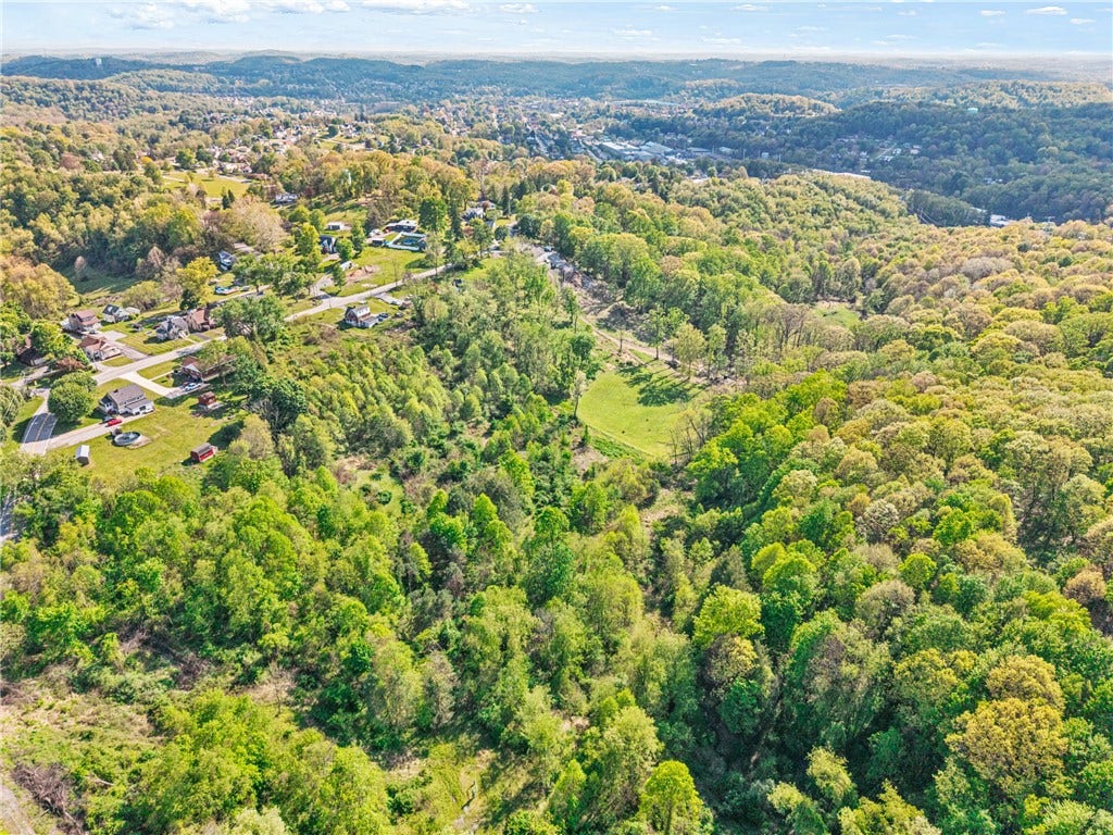 1503 Ridge Rd, Jeannette, PA 15644