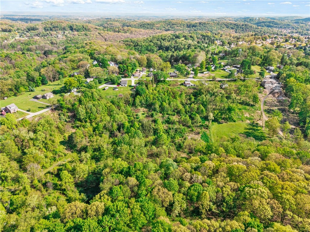 1503 Ridge Rd, Jeannette, PA 15644