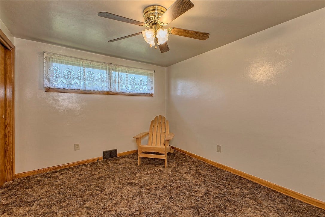 715 Parkview Terrace, Mount Pleasant, PA 15666