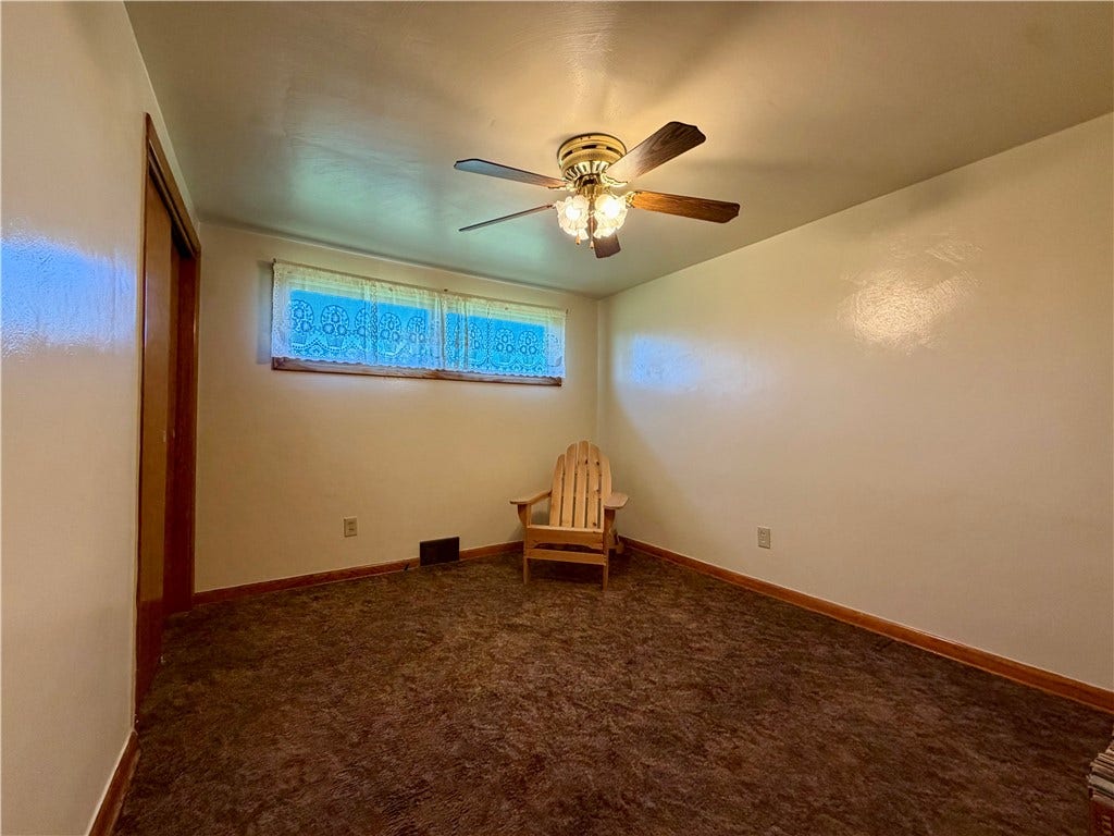715 Parkview Terrace, Mount Pleasant, PA 15666