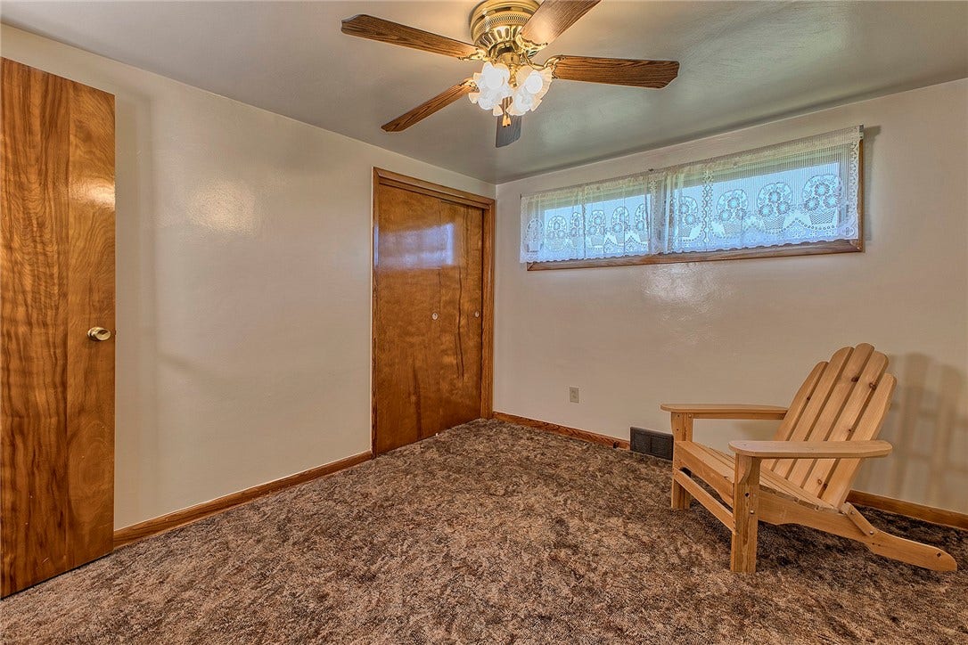 715 Parkview Terrace, Mount Pleasant, PA 15666