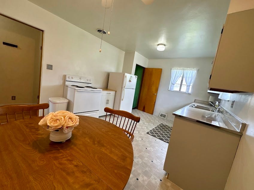 407 Vine St, Connellsville, PA 15425