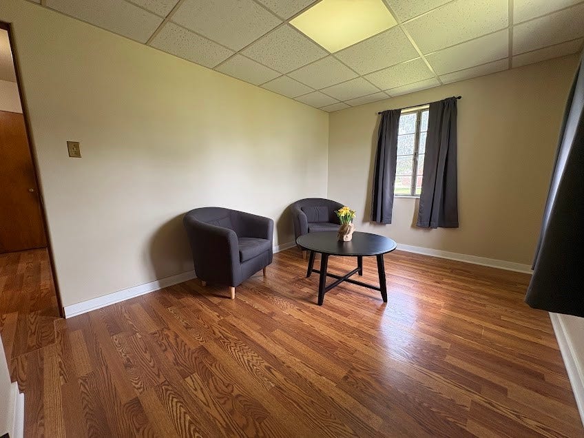 407 Vine St, Connellsville, PA 15425
