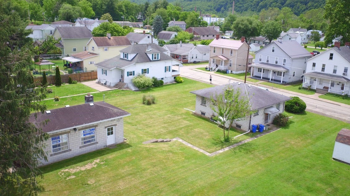 407 Vine St, Connellsville, PA 15425