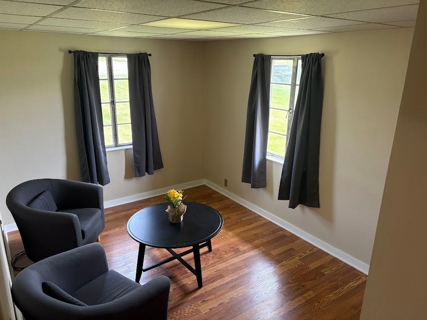 407 Vine St, Connellsville, PA 15425