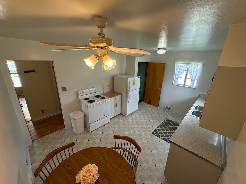 407 Vine St, Connellsville, PA 15425