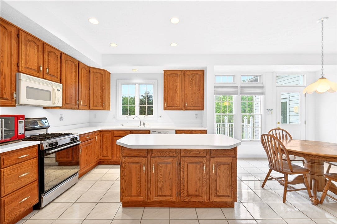 510 Princess Dr, Elizabeth, PA 15037