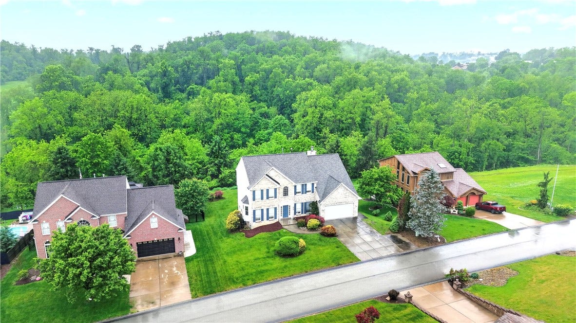 510 Princess Dr, Elizabeth, PA 15037
