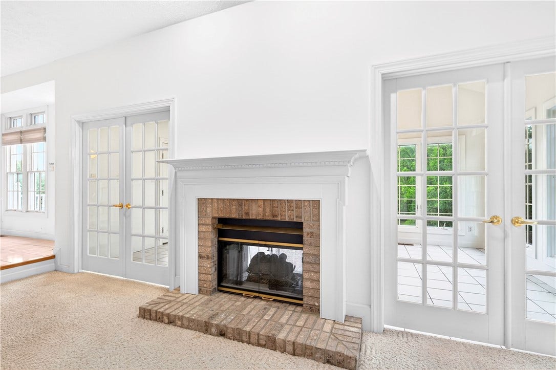 510 Princess Dr, Elizabeth, PA 15037