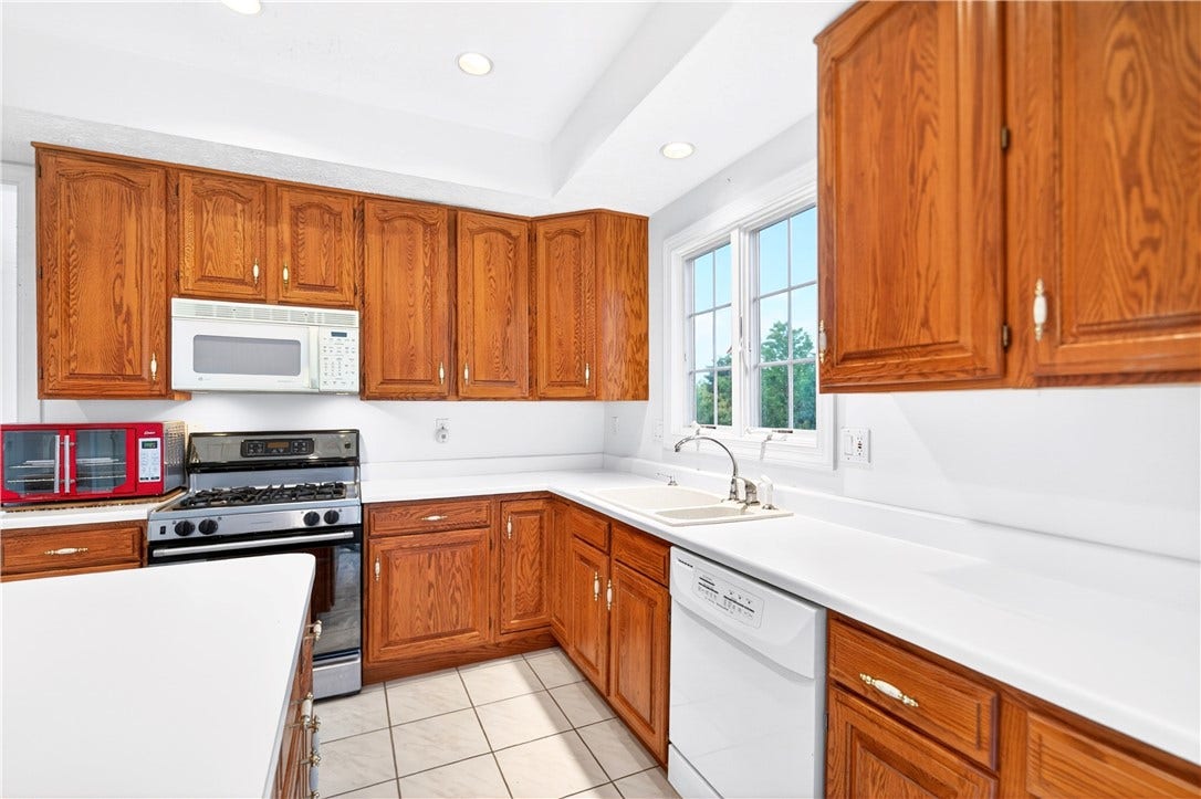 510 Princess Dr, Elizabeth, PA 15037