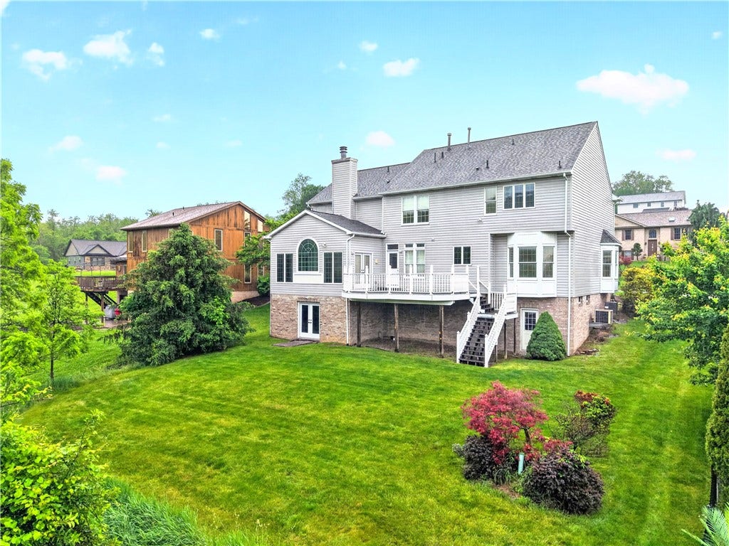 510 Princess Dr, Elizabeth, PA 15037