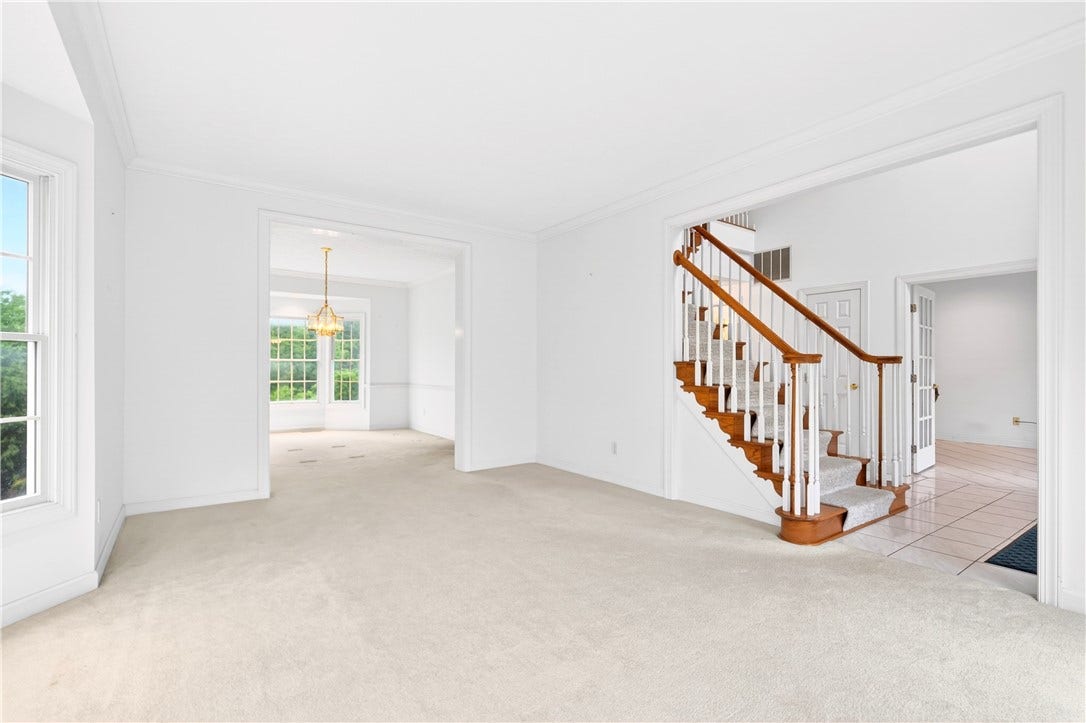 510 Princess Dr, Elizabeth, PA 15037