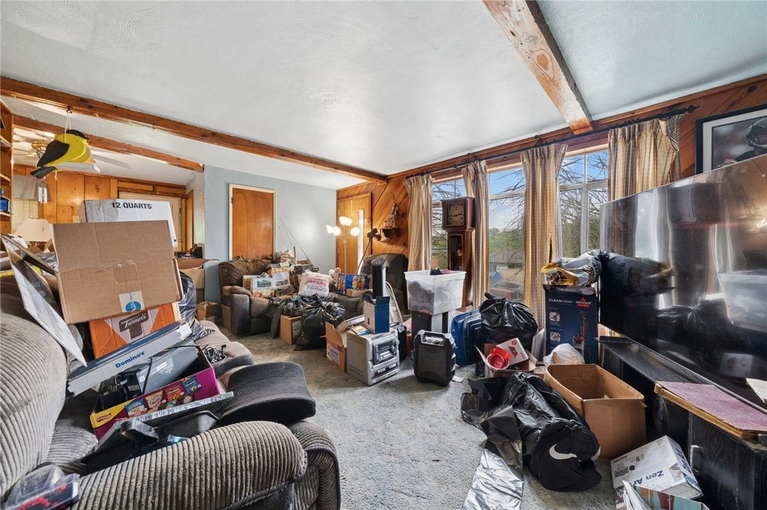 1200 Robbie Dr, Irwin, PA 15642