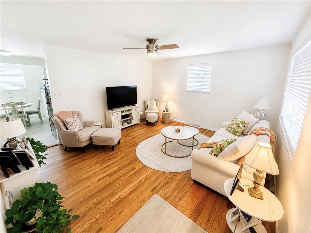 1 Loch Lomond Street, Uniontown, PA 15401