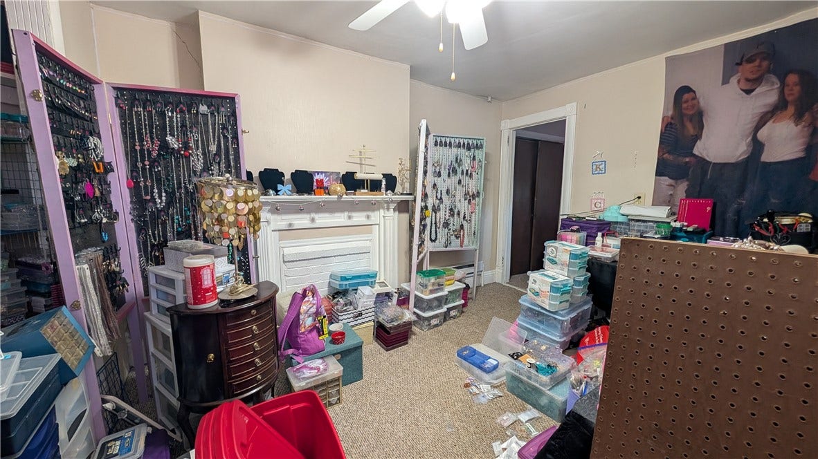 1241 Pittsburgh Road, Uniontown, PA 15401