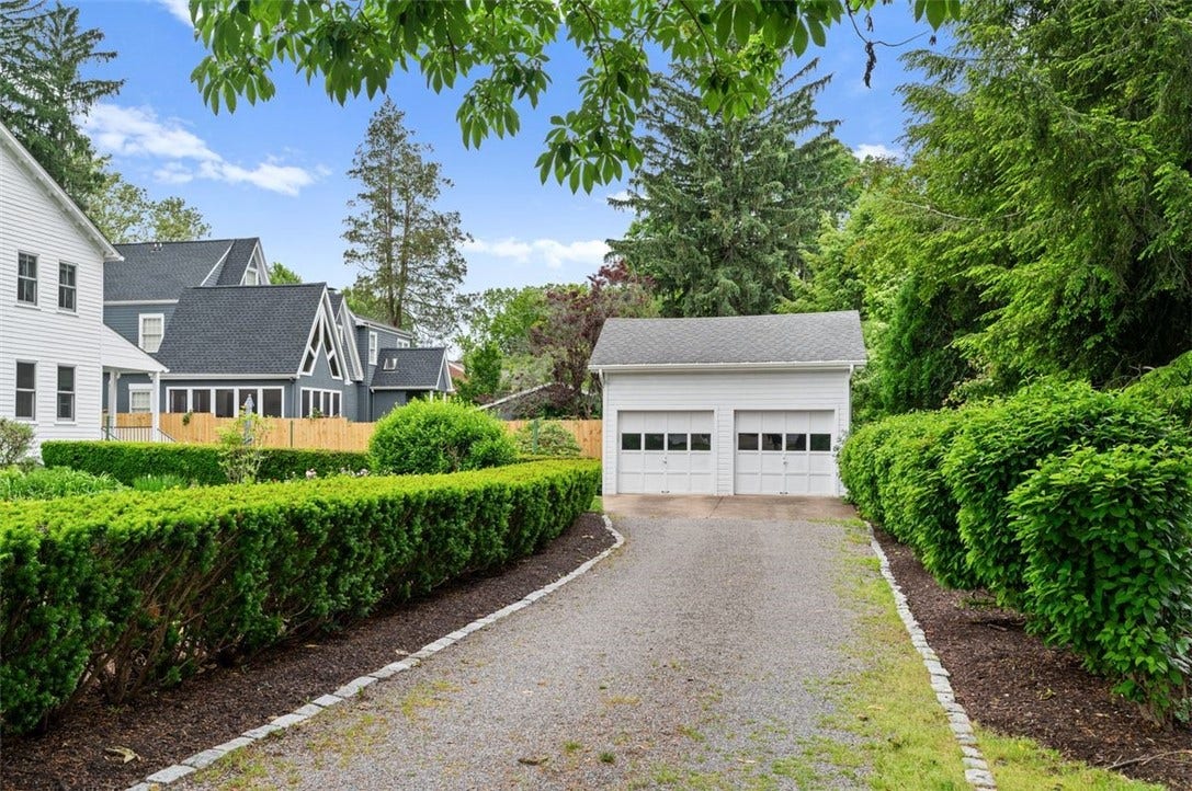 402 Maple Lane, Sewickley, PA 15143